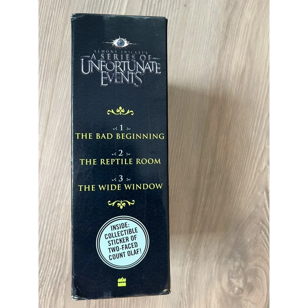 Lemony Snicket's Movie Book Series 1 To 3 /w Collectible Sticker Set‎ Snickets